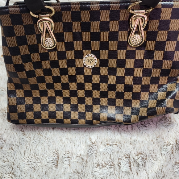 Wanderlust Handbags - Wanderlust Black and Tan Checkered Shoulder Bag